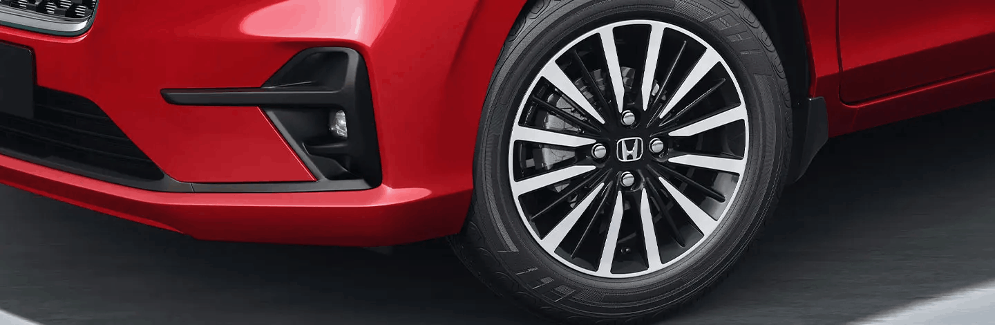 Signature C-Shaped LED Rear Combination Lamps