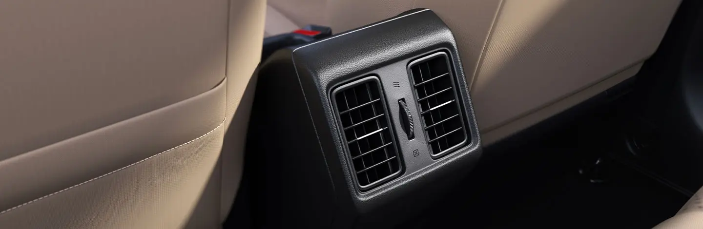 Rear Ac vents
